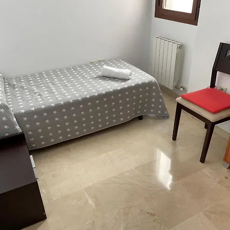 Apartment Piso Compartido Delyrent En San Ildefonso *